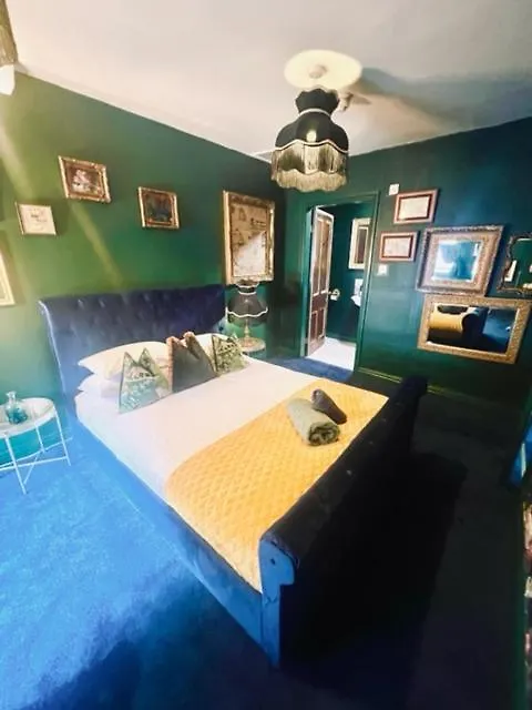 Mollys Boutique Hotel 伊尔克利